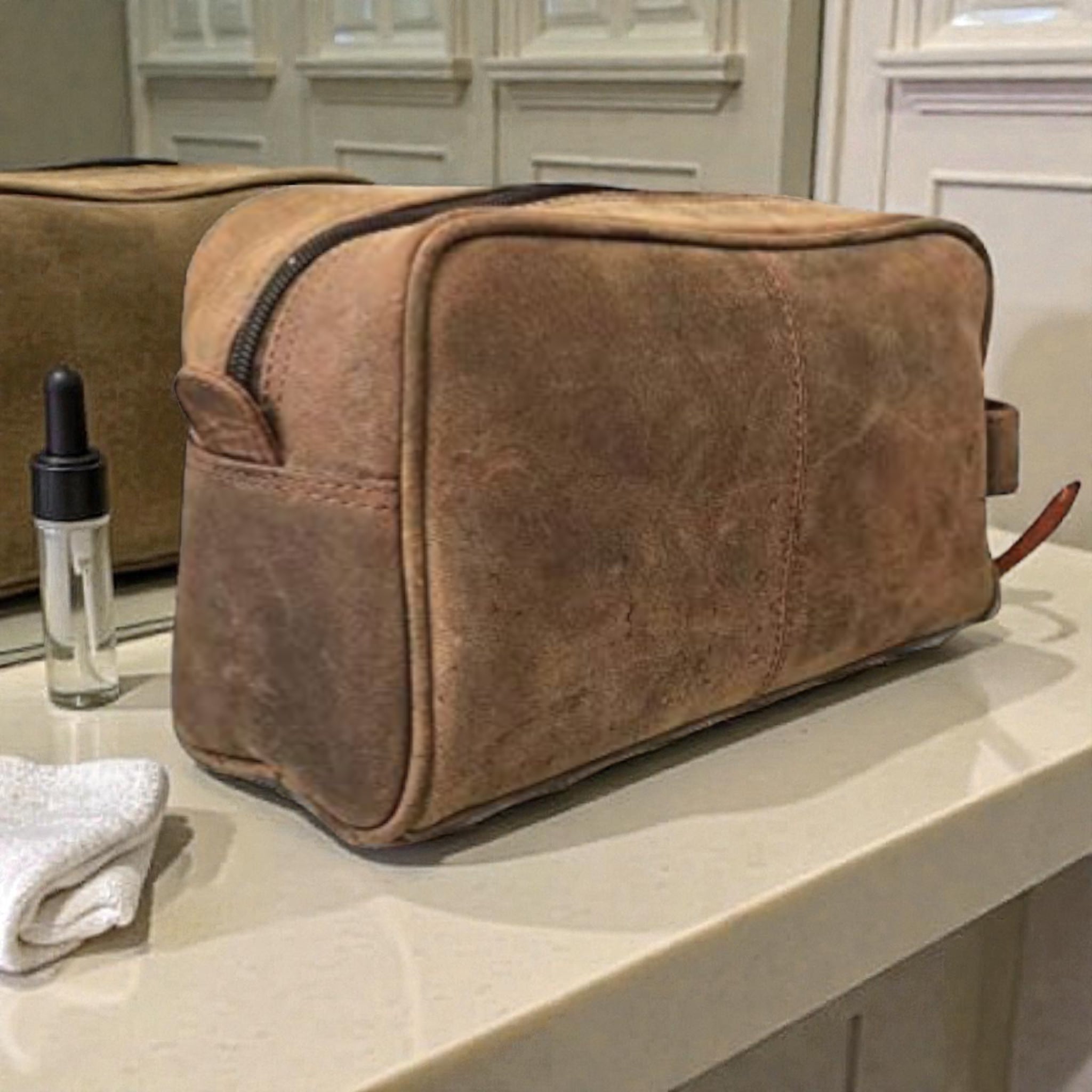 Unisex Buffalo Leather Toiletries Pouch
